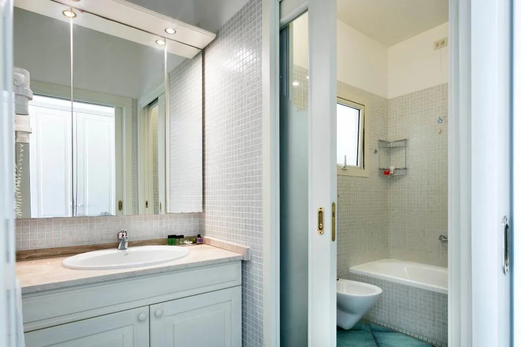 DOUBLE SUPERIOR Room, Hotel Santa Gilla, Cagliari