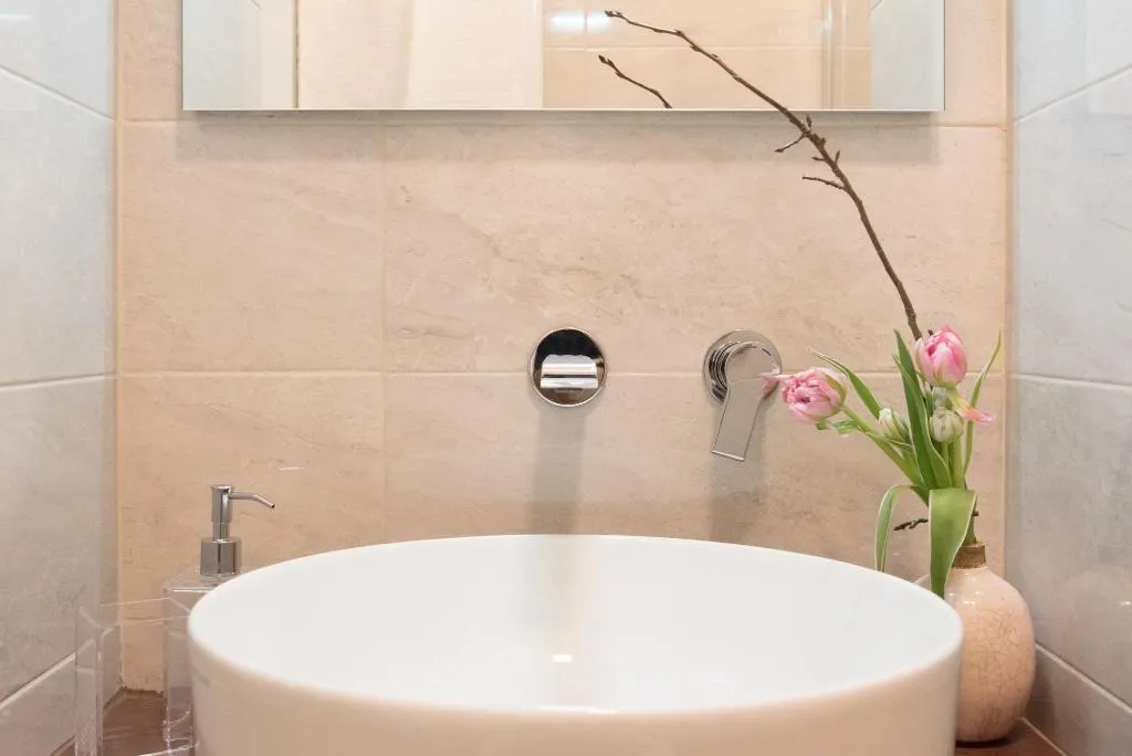 Room, Approdo Ripetta, Rome