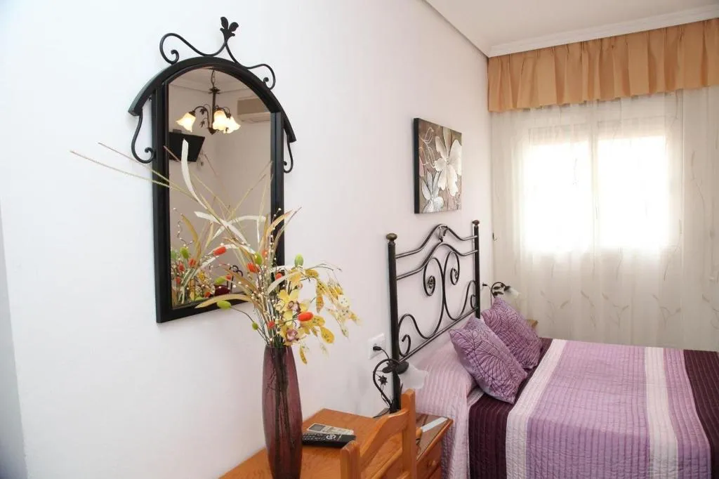 Room, Hostal Avenida, Andalucia