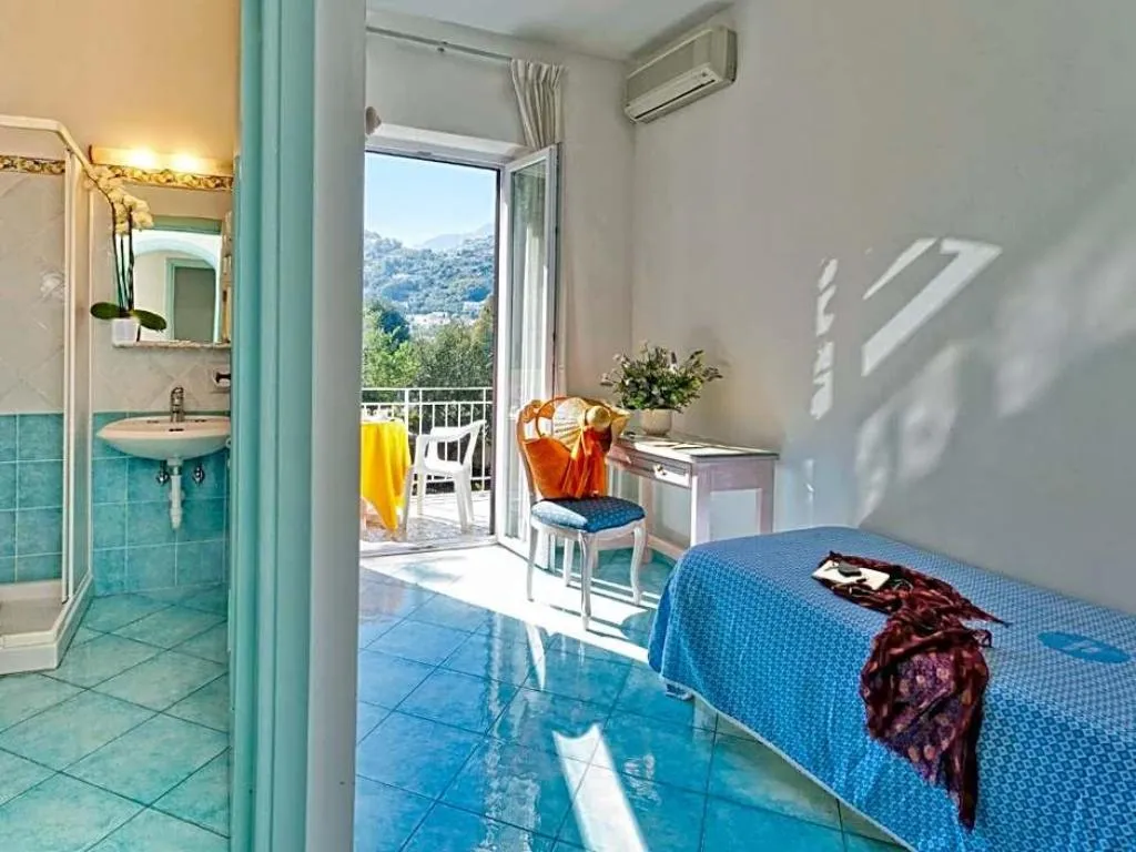 General view, Hotel Cleopatra, Naples
