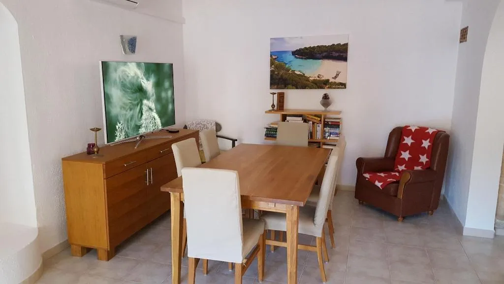 Sports and Entertainment, Hostal Amistad, Majorca