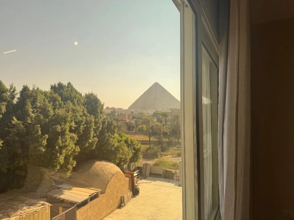 SUITE STANDARD Room, Palacio Pyramids Hotel, Cairo
