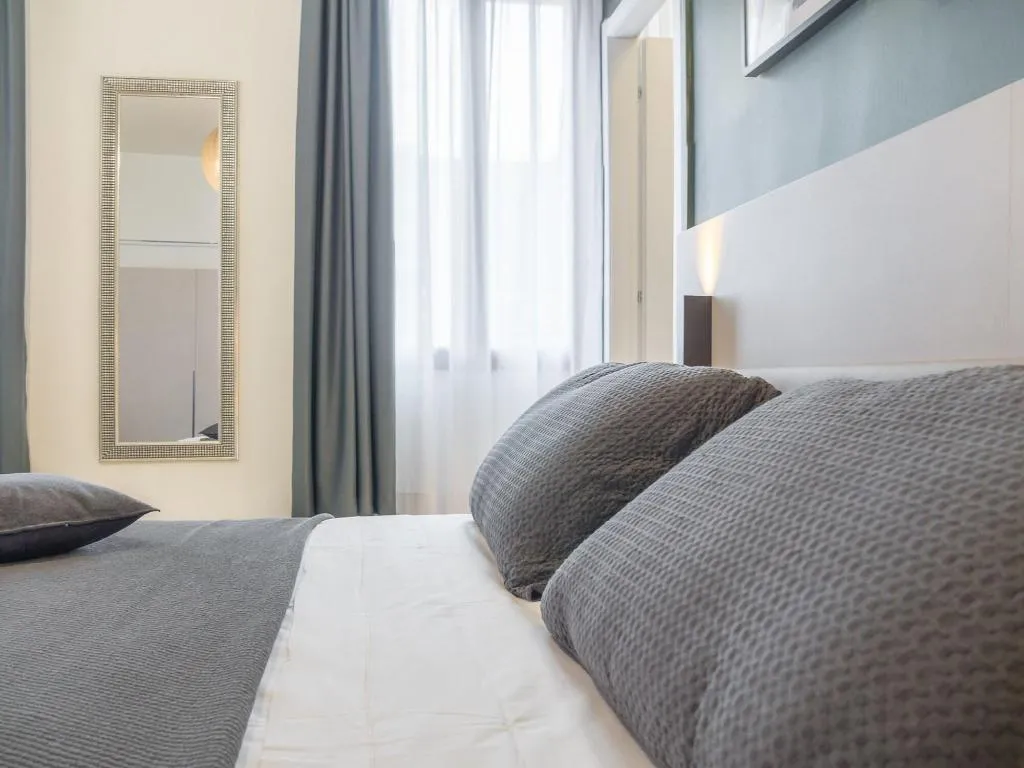 Room, Grand Canal Suites, Venice