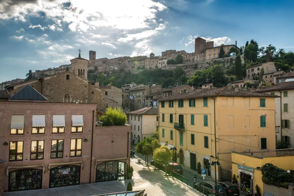 General view, La Vecchia Cartiera, Florence