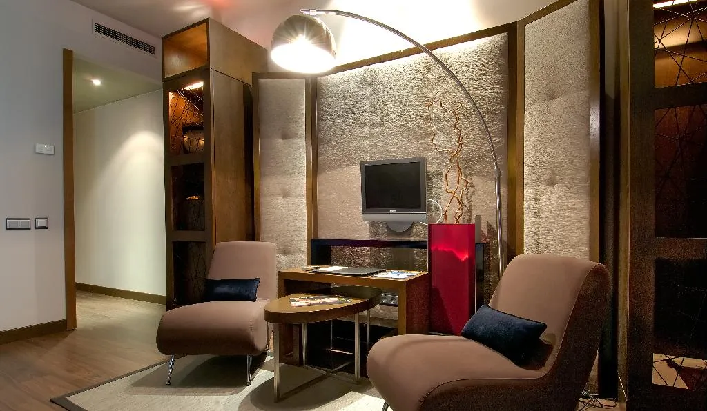 DOUBLE STANDARD Room, Vincci Soho, Madrid
