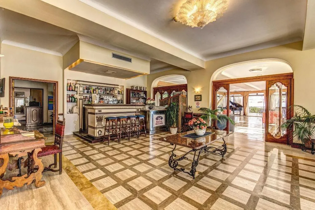 Lobby, Grand Hotel Hermitage & Villa Romita, Naples