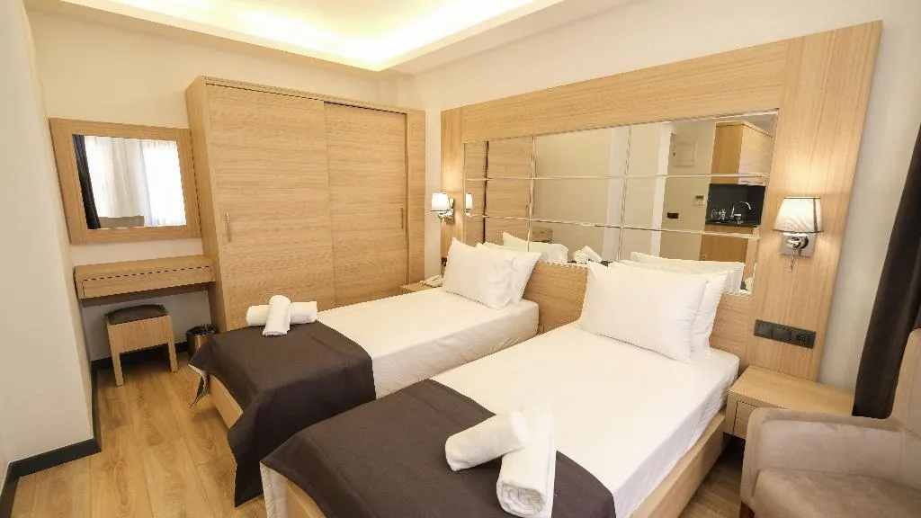 Double or Twin SUPERIOR ONE BEDROOM Room, Alesta Seaside Residence, Dalaman