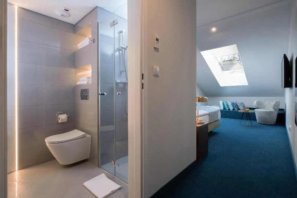 APARTMENT TWO BEDROOMS Room, Xerion Hotel, Krakow