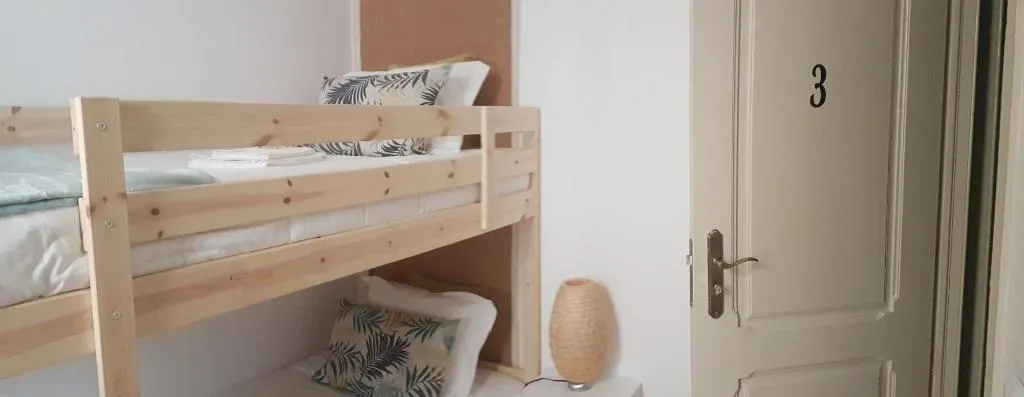Room, Dukostel, Lisbon