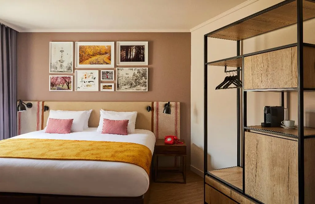 DOUBLE STANDARD Room, Hotel Indigo Madrid - Princesa, Madrid