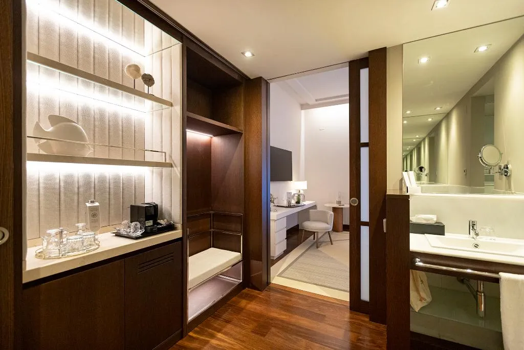 Double or Twin SUPERIOR Room, Hospes Amérigo Alicante, Costa Blanca
