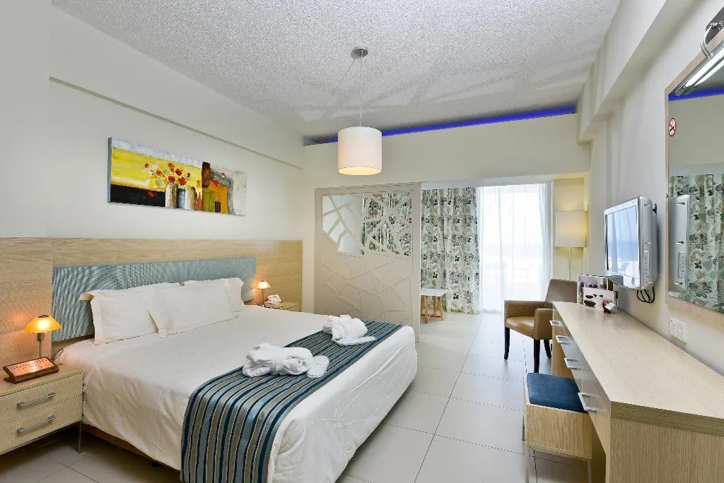 SUITE ONE BEDROOM Room, Pernera Beach, Cyprus