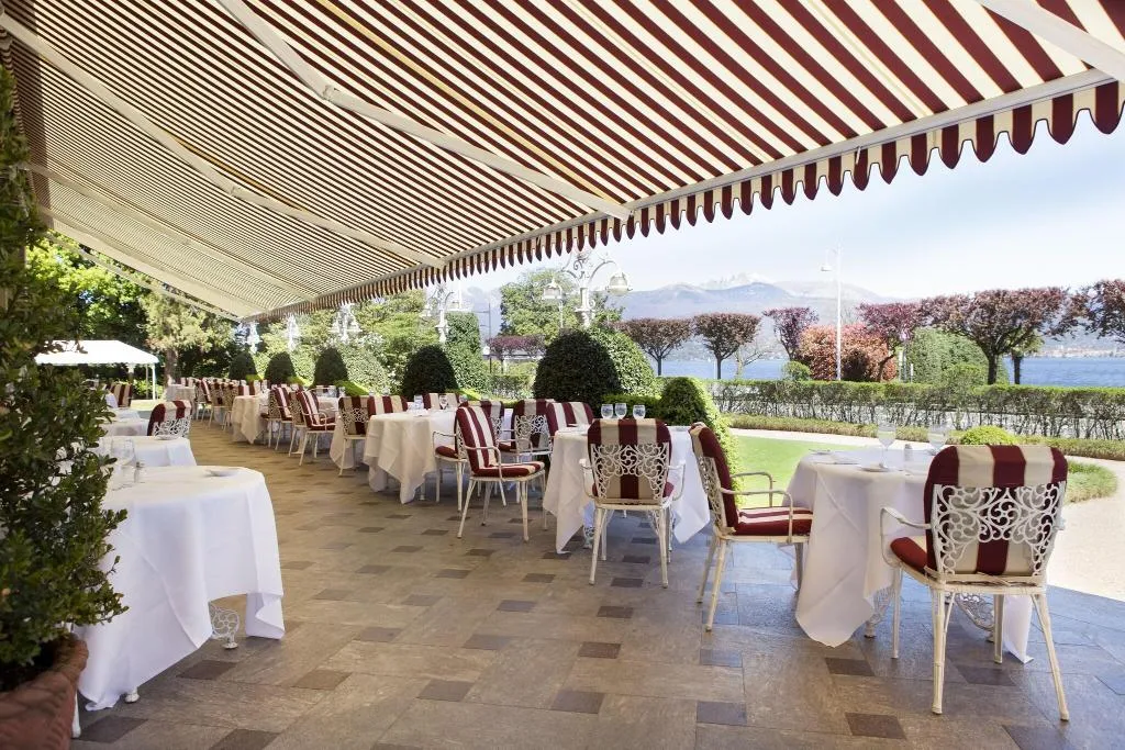 Restaurant, Des Iles Borromees, Milan
