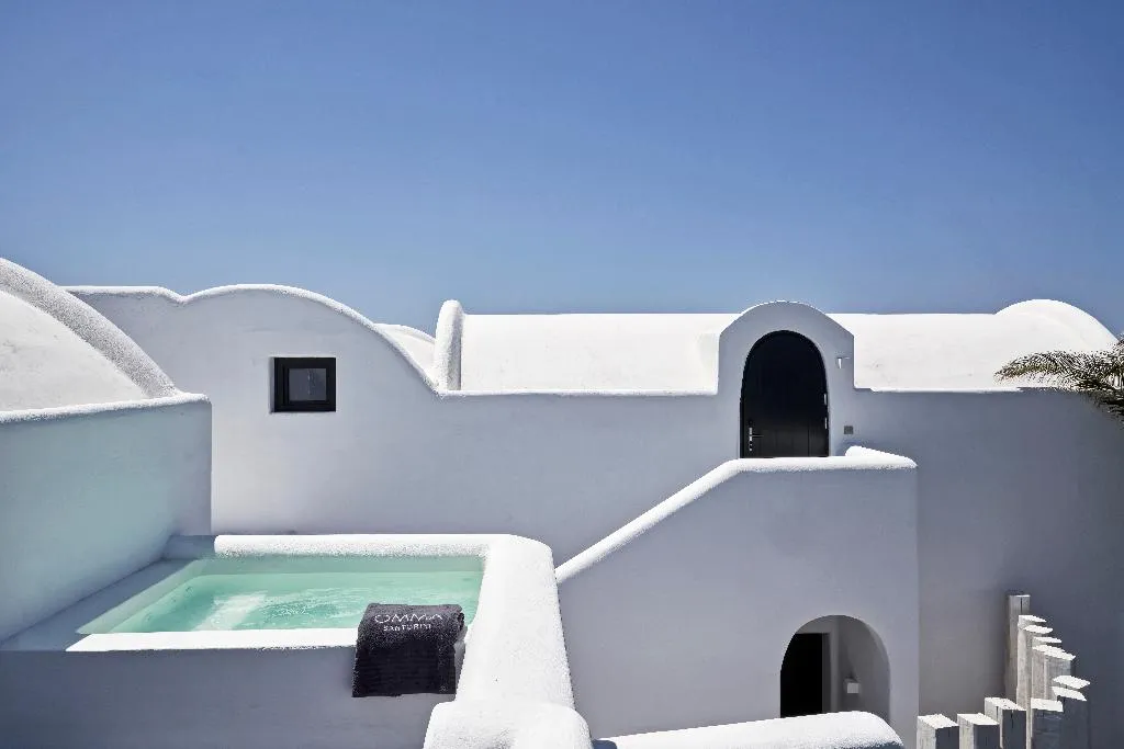 DOUBLE SUPERIOR WITH PRIVATE POOL Room, Pantheon Villas, Santorini