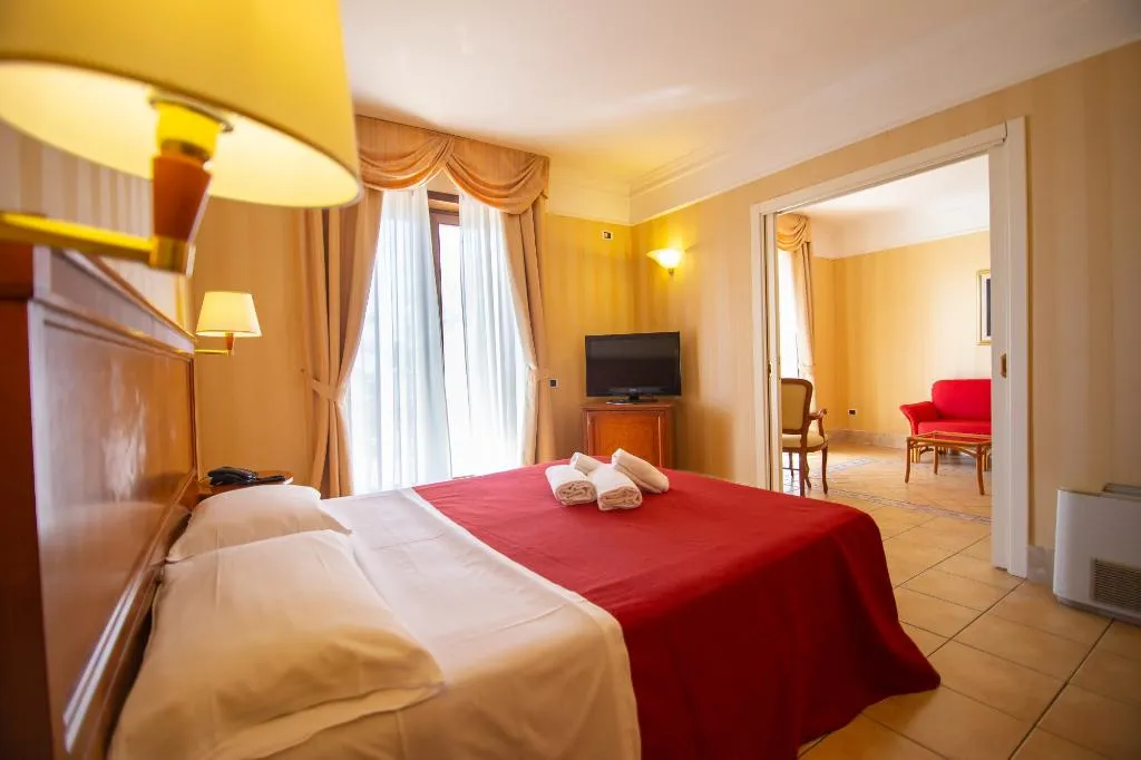 Room, Dioscuri Bay Palace, Catania