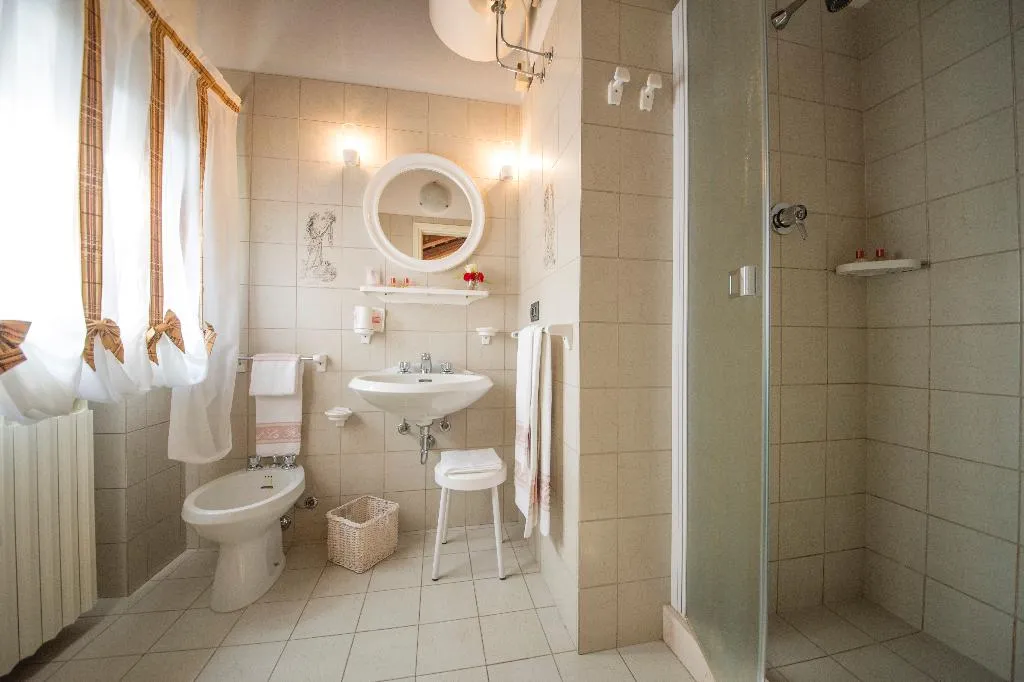 DOUBLE STANDARD Room, Hotel La Rescossa, Venice