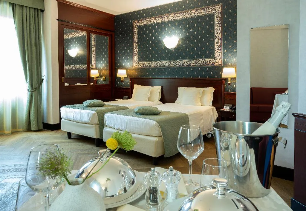 JUNIOR SUITE SUPERIOR Room, c-hotels Concorde Milano, Milan