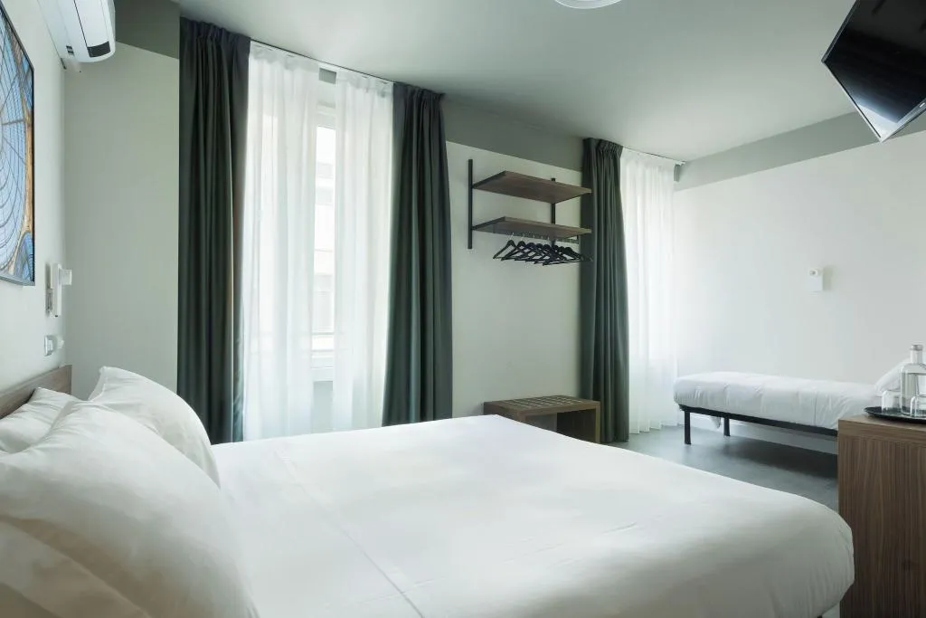 Room, Hotel 22 Marzo, Milan