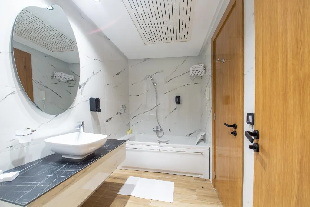 Room, Kyriad Prestige City Center Tunis, Tunisia