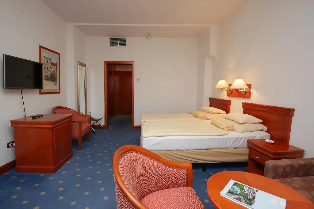 DOUBLE SUPERIOR SEA VIEW Room, Villa Radin, Split