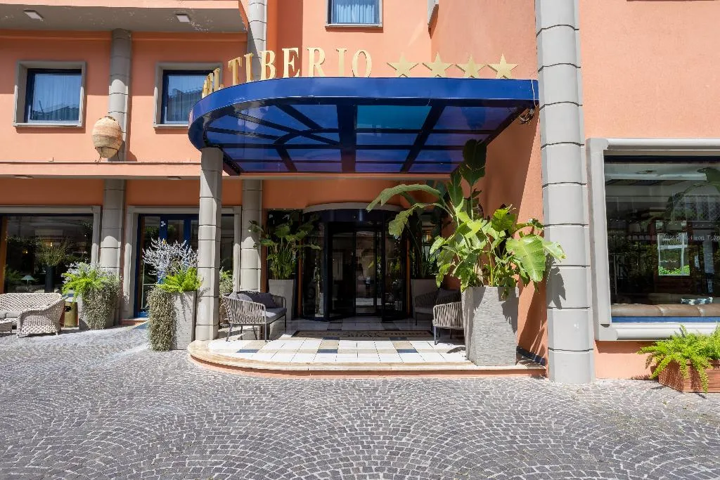 General view, Grand Hotel Tiberio, Rome