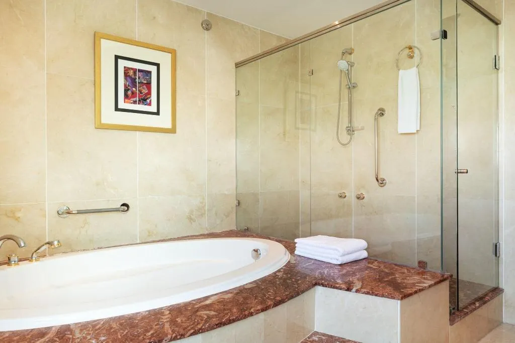 Room, Majestic Cove Hotel, Dubai