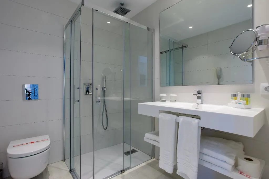 Double or Twin WITH BALCONY Room, Playa Esperanza Resort, Majorca