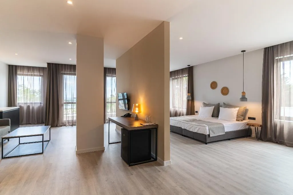 APARTMENT ONE BEDROOM Room, Primorski Hotel, Varna