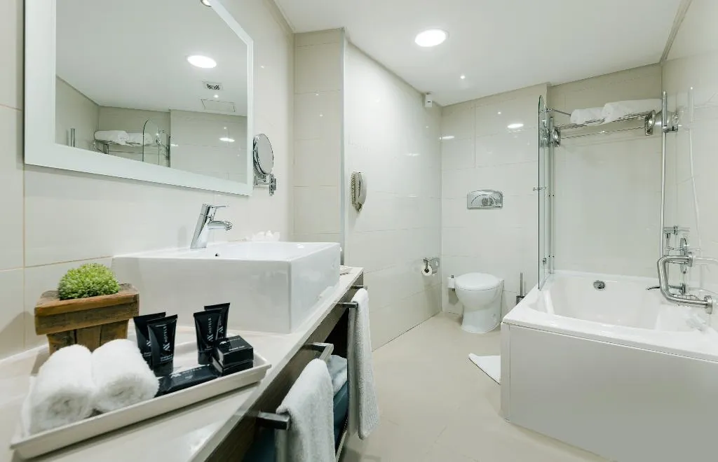 SINGLE COMFORT Room, AX The Palace, Malta