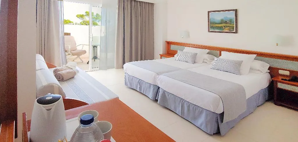 Double or Twin SUPERIOR Room, Hotel Rocamarina, Majorca