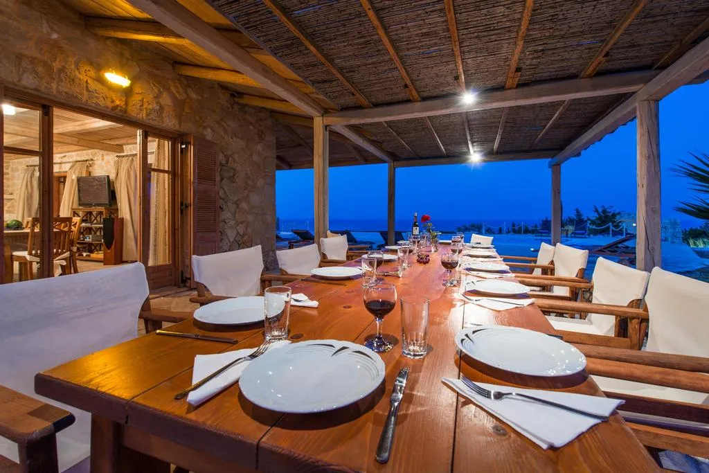 VILLA SIX BEDROOMS WITH PRIVATE POOL Room, Blue Caves Villas, Zante