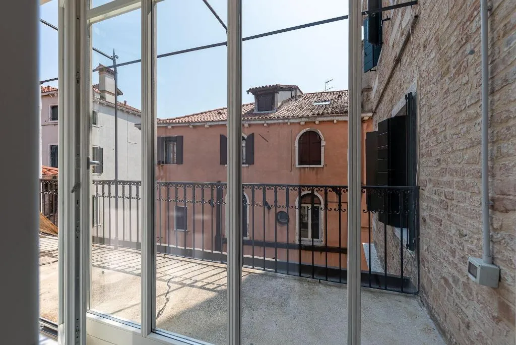 Room, La Finestra sulle Beccarie, Venice