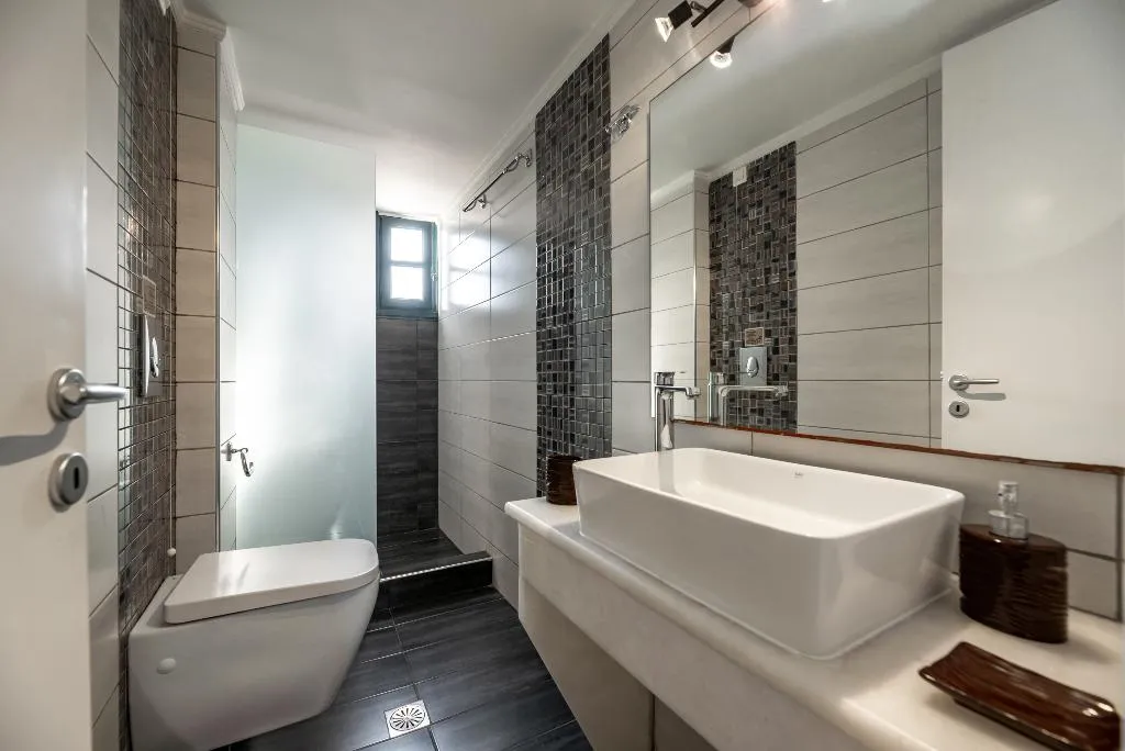 TRIPLE STANDARD Room, Villa Anemomilos Perissa, Santorini