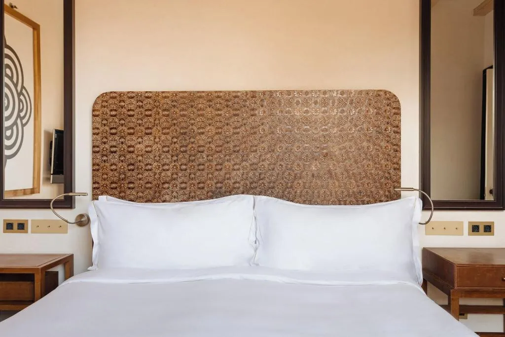 DOUBLE SUPERIOR WITH PRIVATE POOL Room, Do: Placa Reial, Barcelona