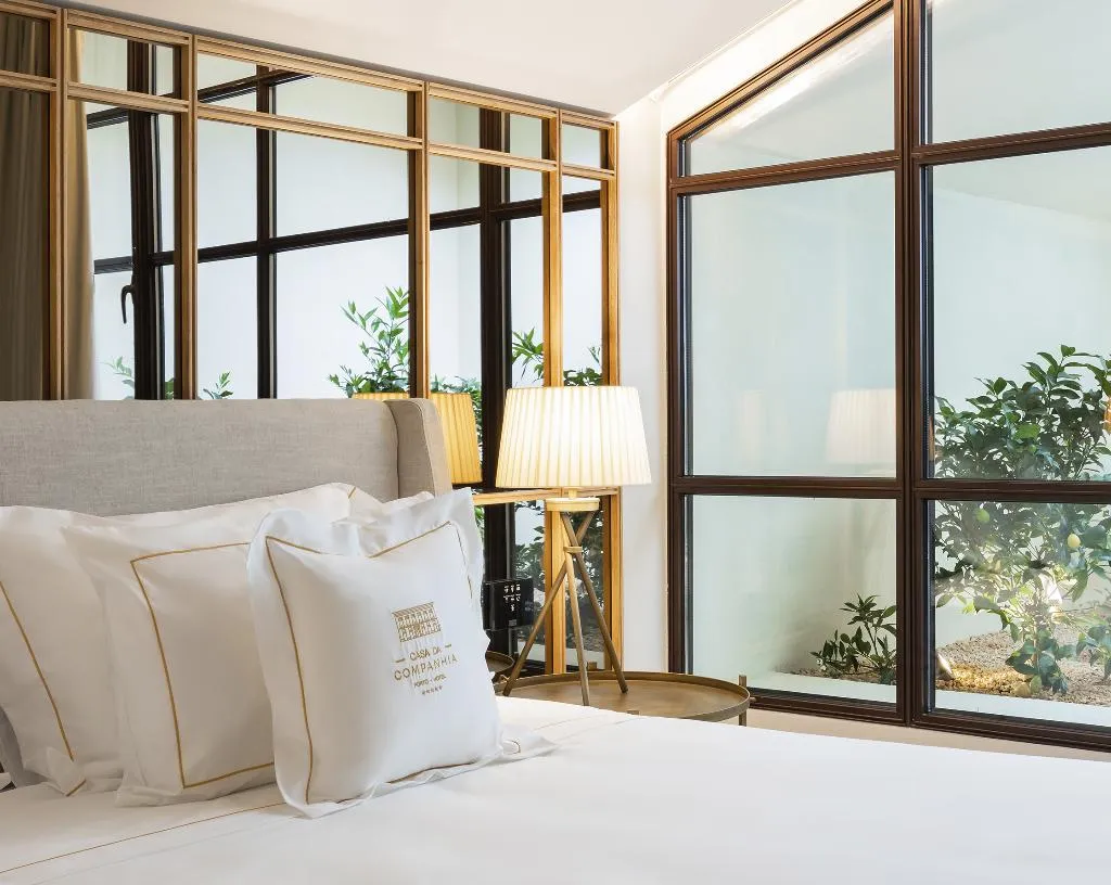 DOUBLE PREMIUM KING BED Room, Vignette Collection  Casa da Companhia, Porto