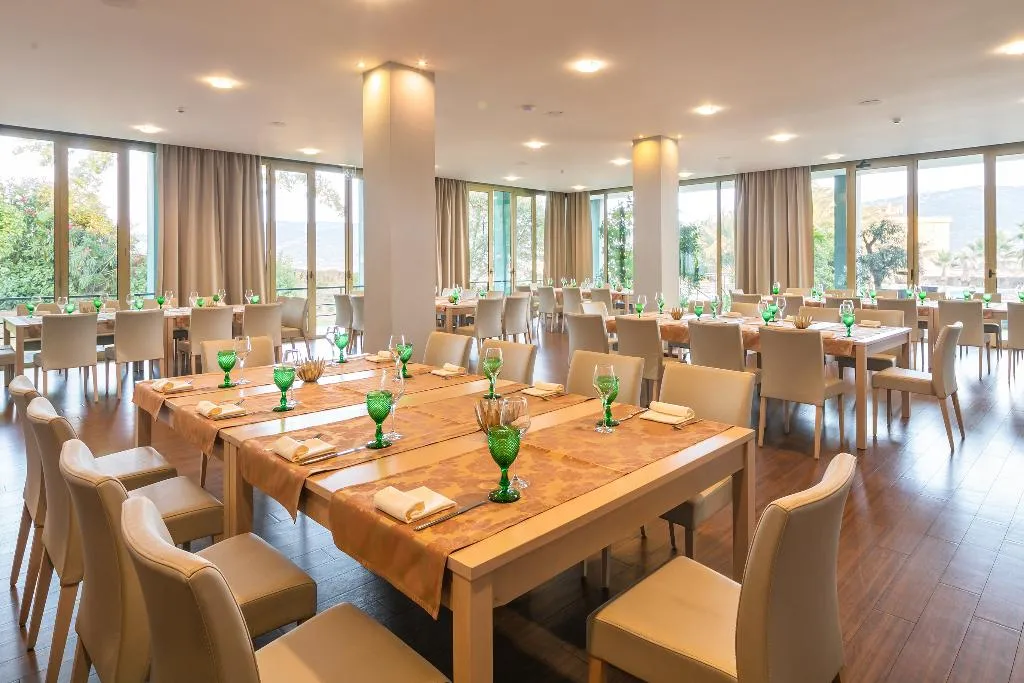 Sports and Entertainment, Forte Sao Francisco Hotel, Porto