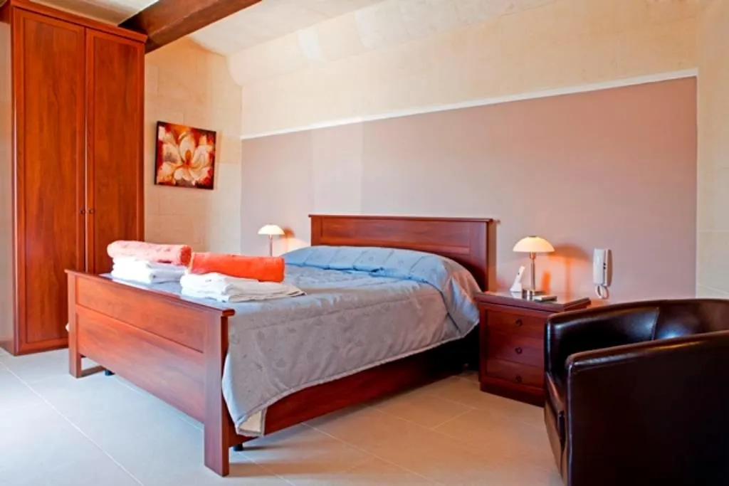 HOUSE STANDARD Room, Abraham's Gozo Farmhouses, Gozo
