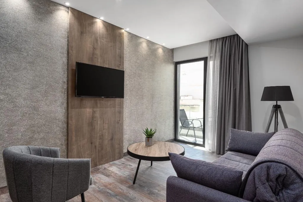 QUADRUPLE DELUXE Room, Athenian Spirit, Athens