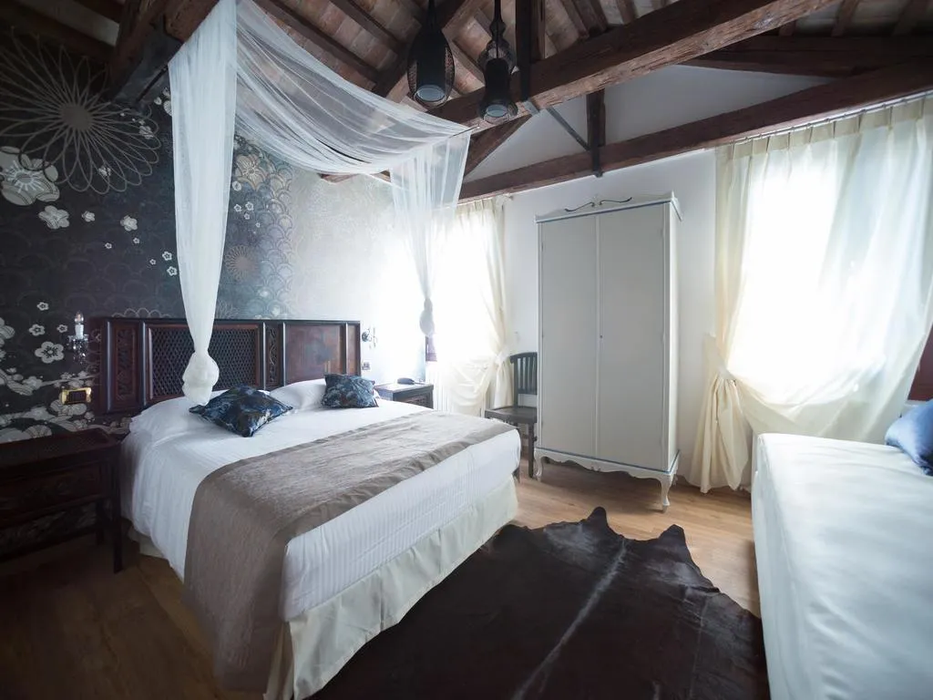 Room, Villa Gasparini, Venice