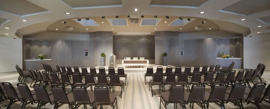 Conferences, Capo Nord, Venice