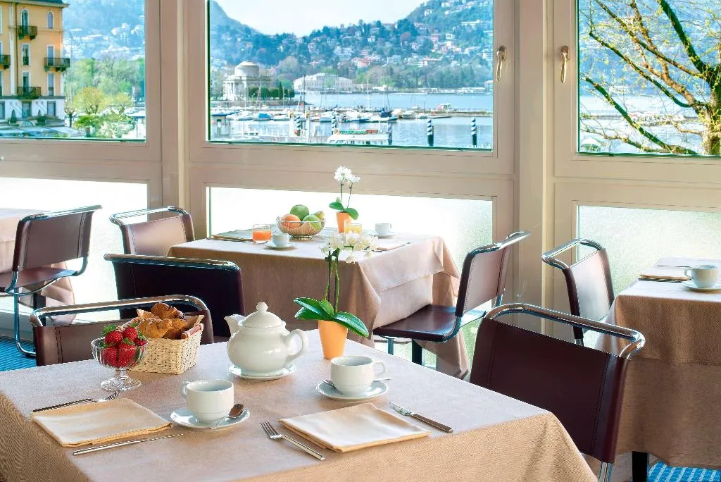 Restaurant, Barchetta Excelsior, Milan