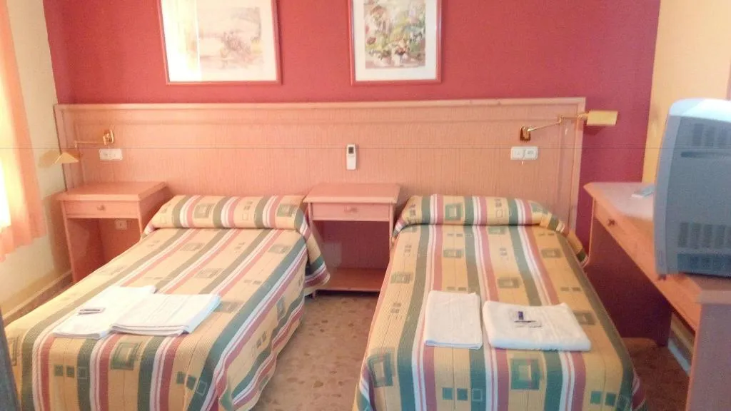 Room, Hostal Carlos Iii, Costa Almeria