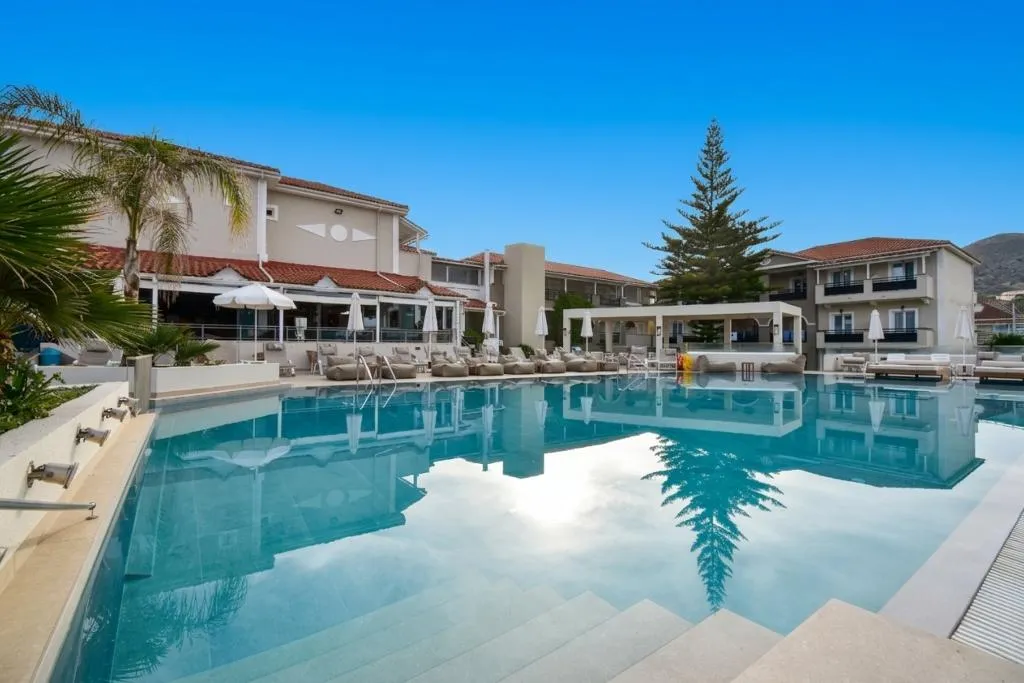 Pool, Dennys Inn, Zante