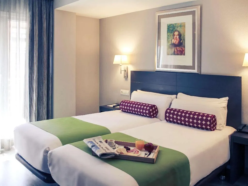 TWIN STANDARD Room, Mercure Madrid Centro, Madrid