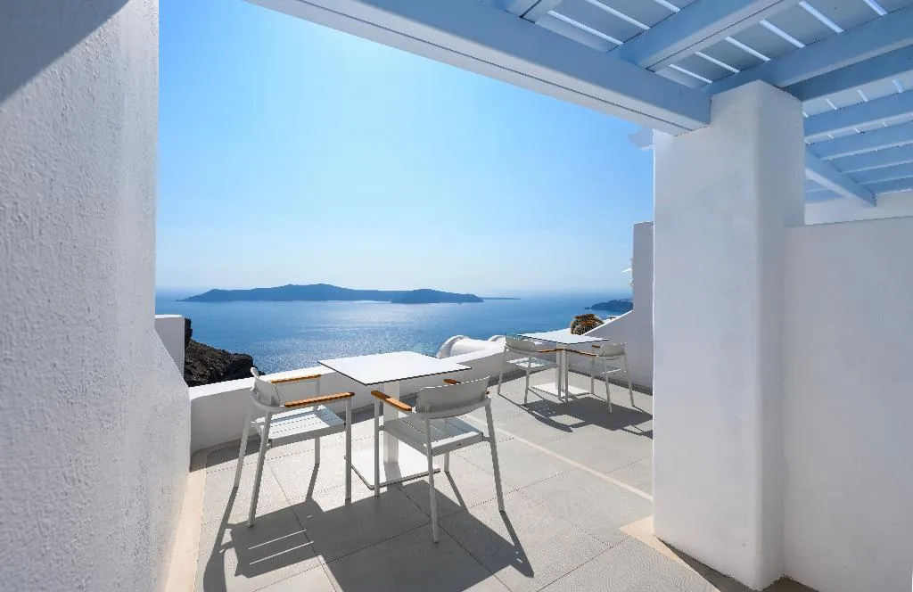 STUDIO CAPACITY 2 Room, Astra Suites, Santorini