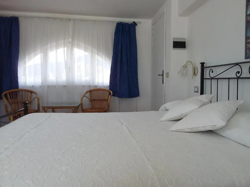Room, Orpheus, Taormina