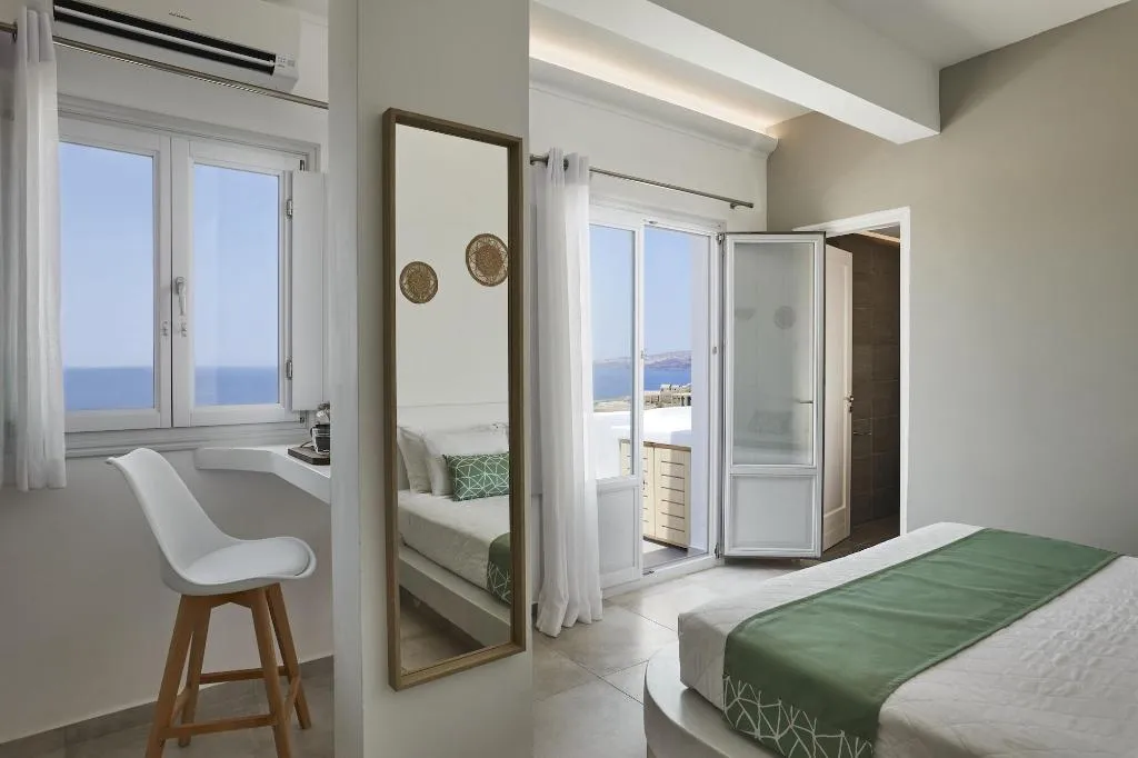 Room, Sunset Faros, Santorini
