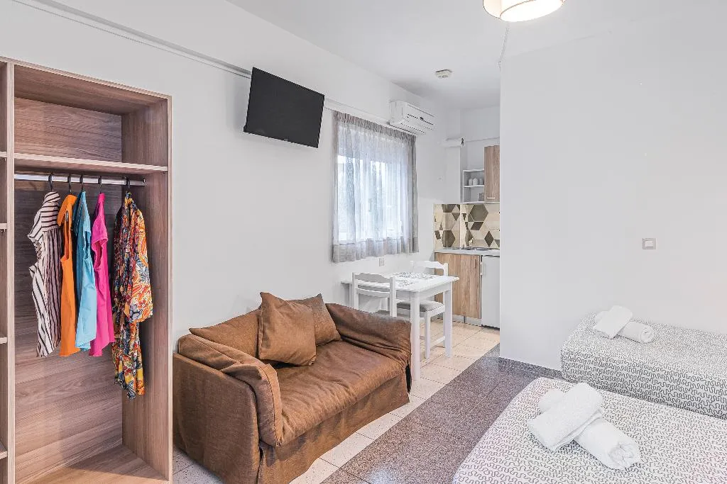 STUDIO SUPERIOR CAPACITY 3 Room, Happy Days Studios, Crete