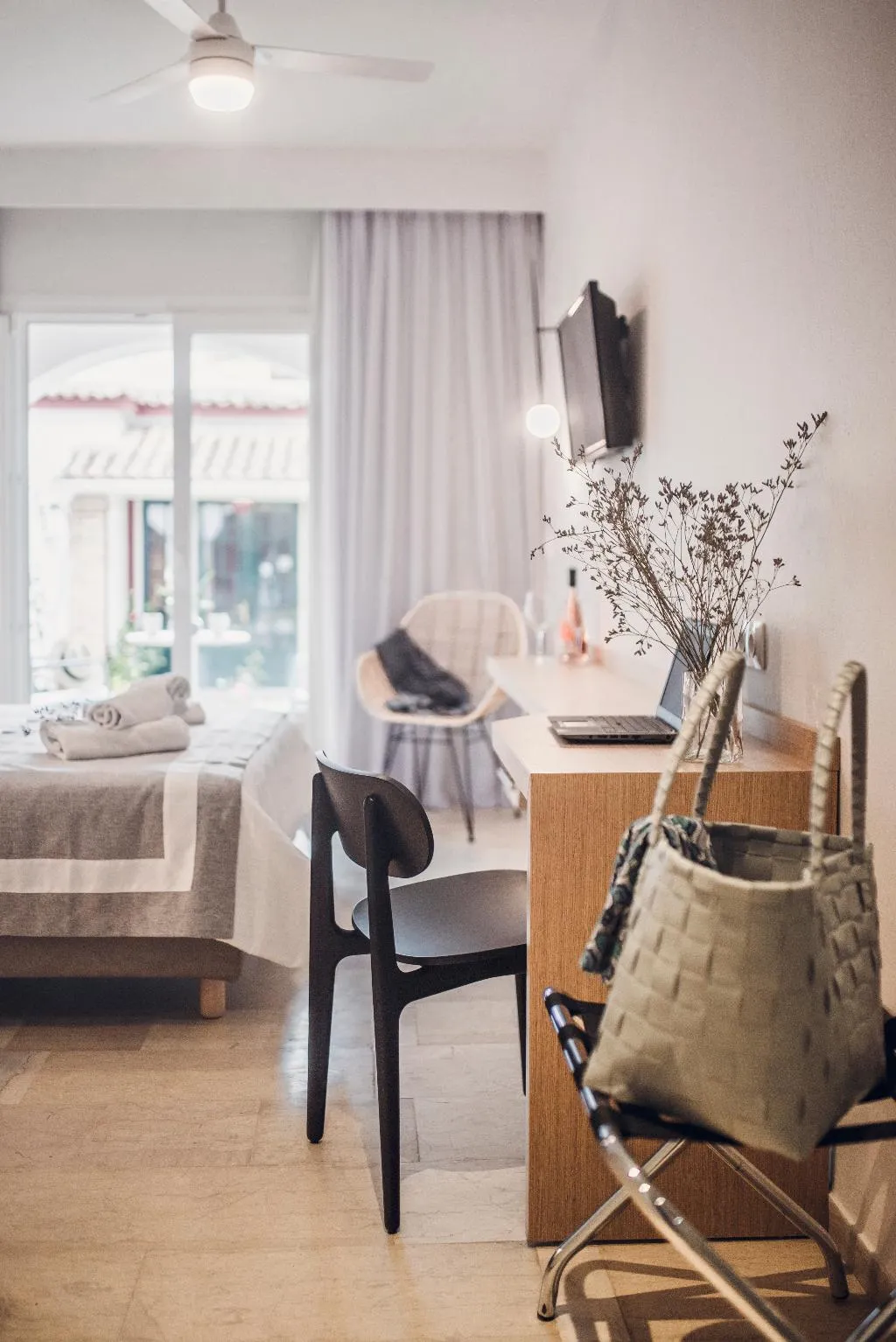 DOUBLE SUPERIOR GARDEN VIEW Room, Iliada Beach, Corfu