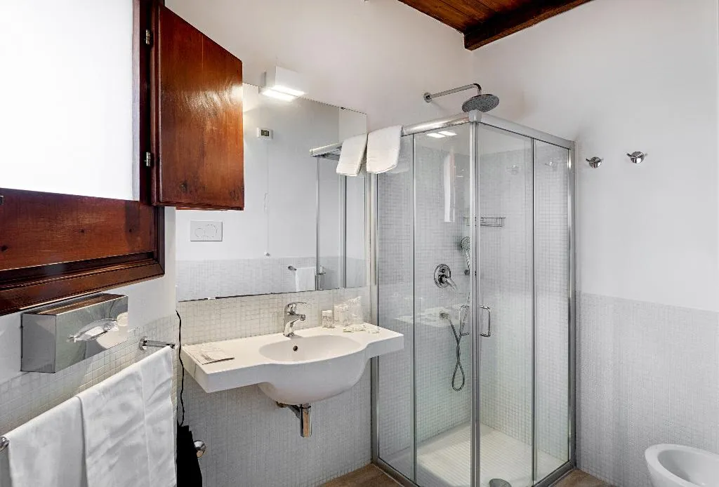 TRIPLE STANDARD Room, Villa Mediterranea, Catania